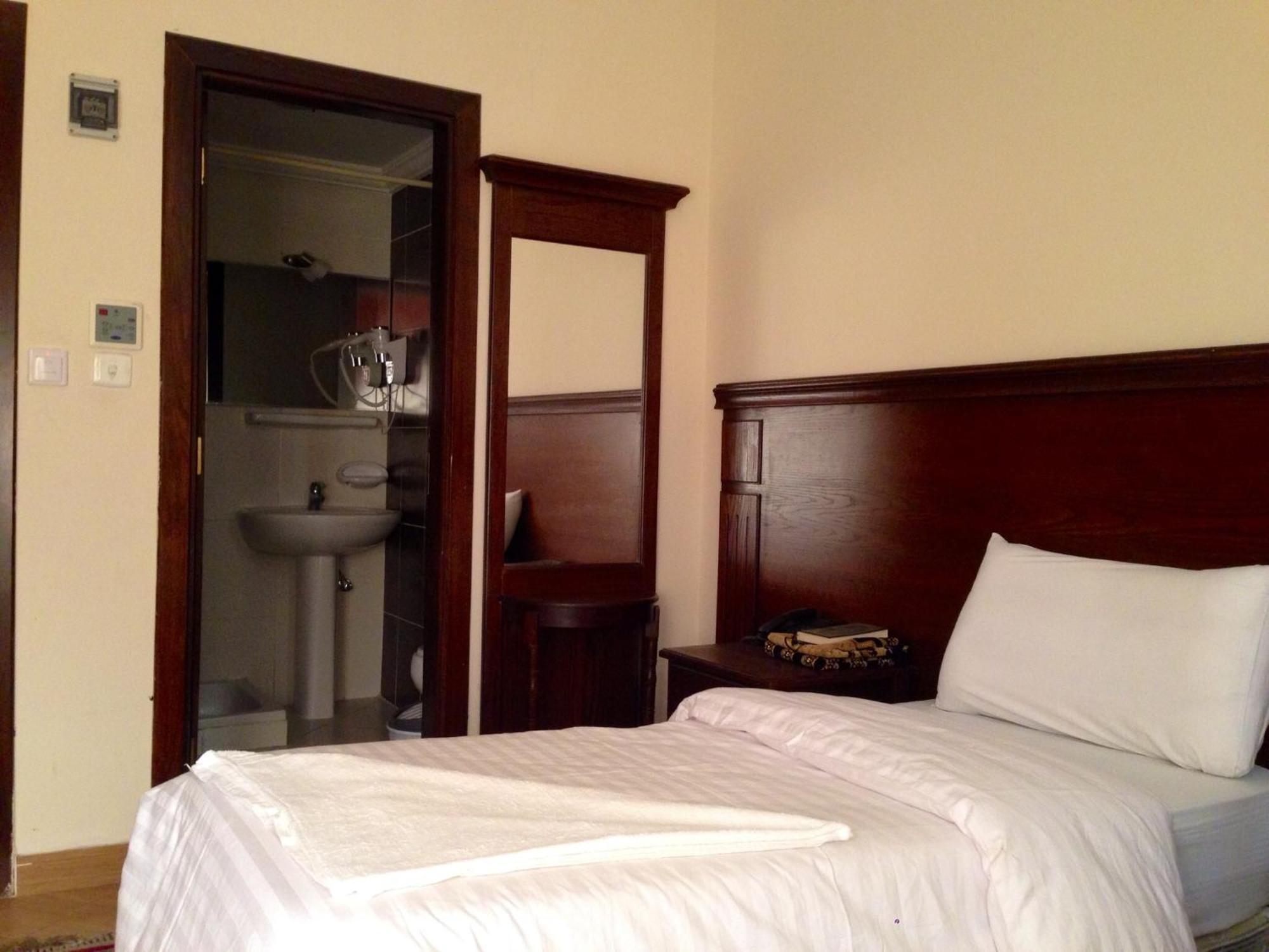 Qasr Al Azizia Hotel Μέκκα Εξωτερικό φωτογραφία